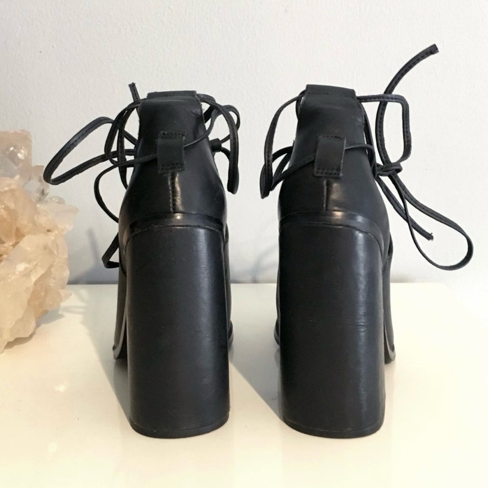 UNIF 94 heel peep toe ankle tie up black leather - Picture 4 of 8